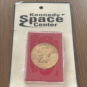 Apollo 11 Commemorative Coin